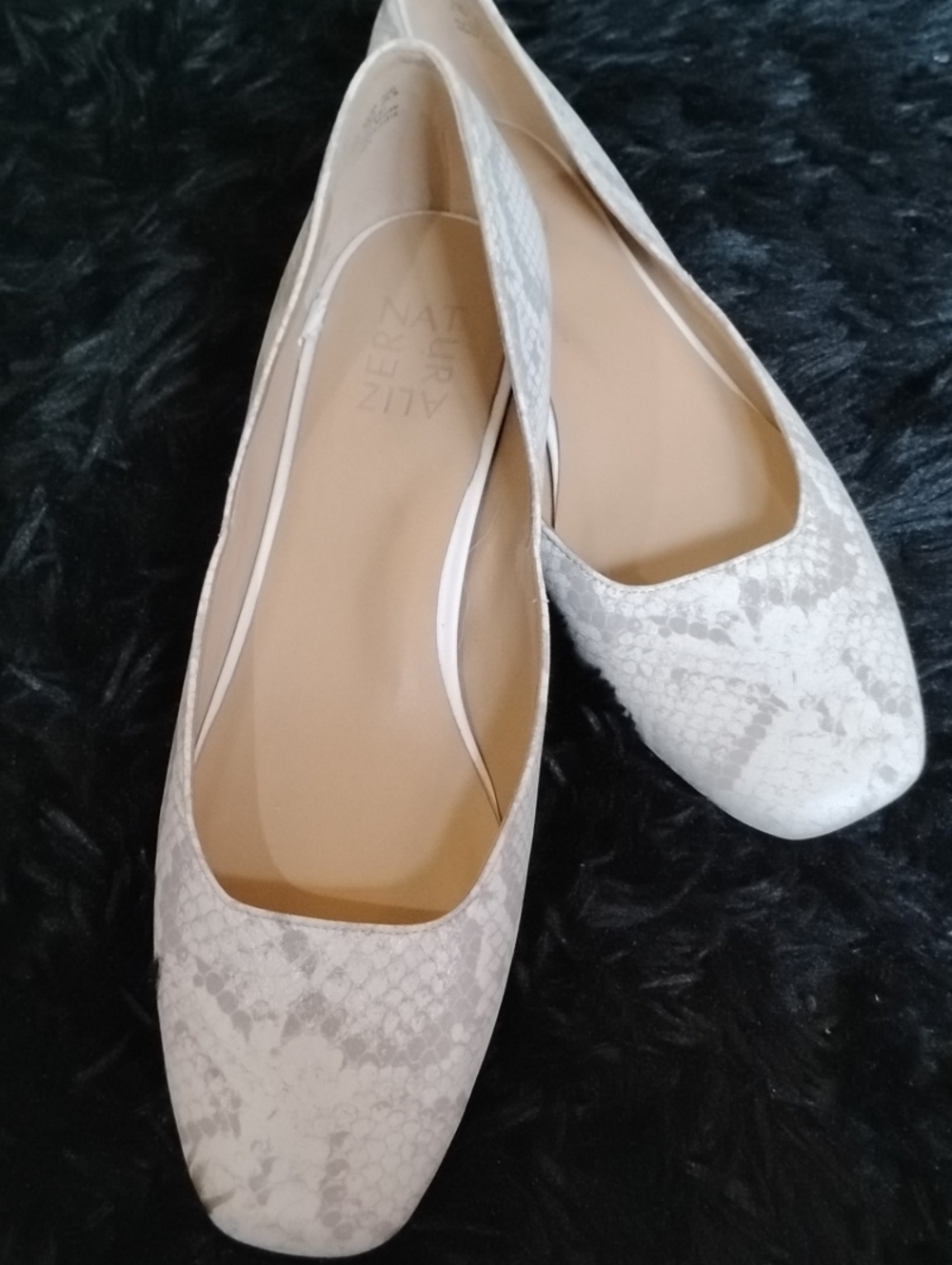 Naturalizer Women's White Snake-Print Ballet Flats